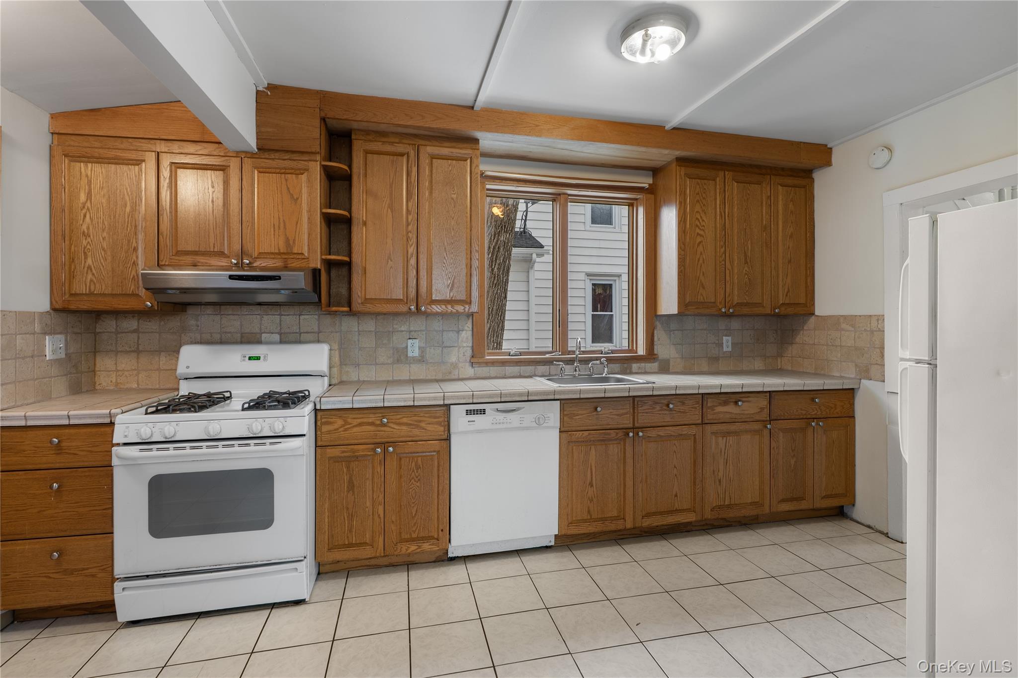 17 Grant Street – For Sale photo 9