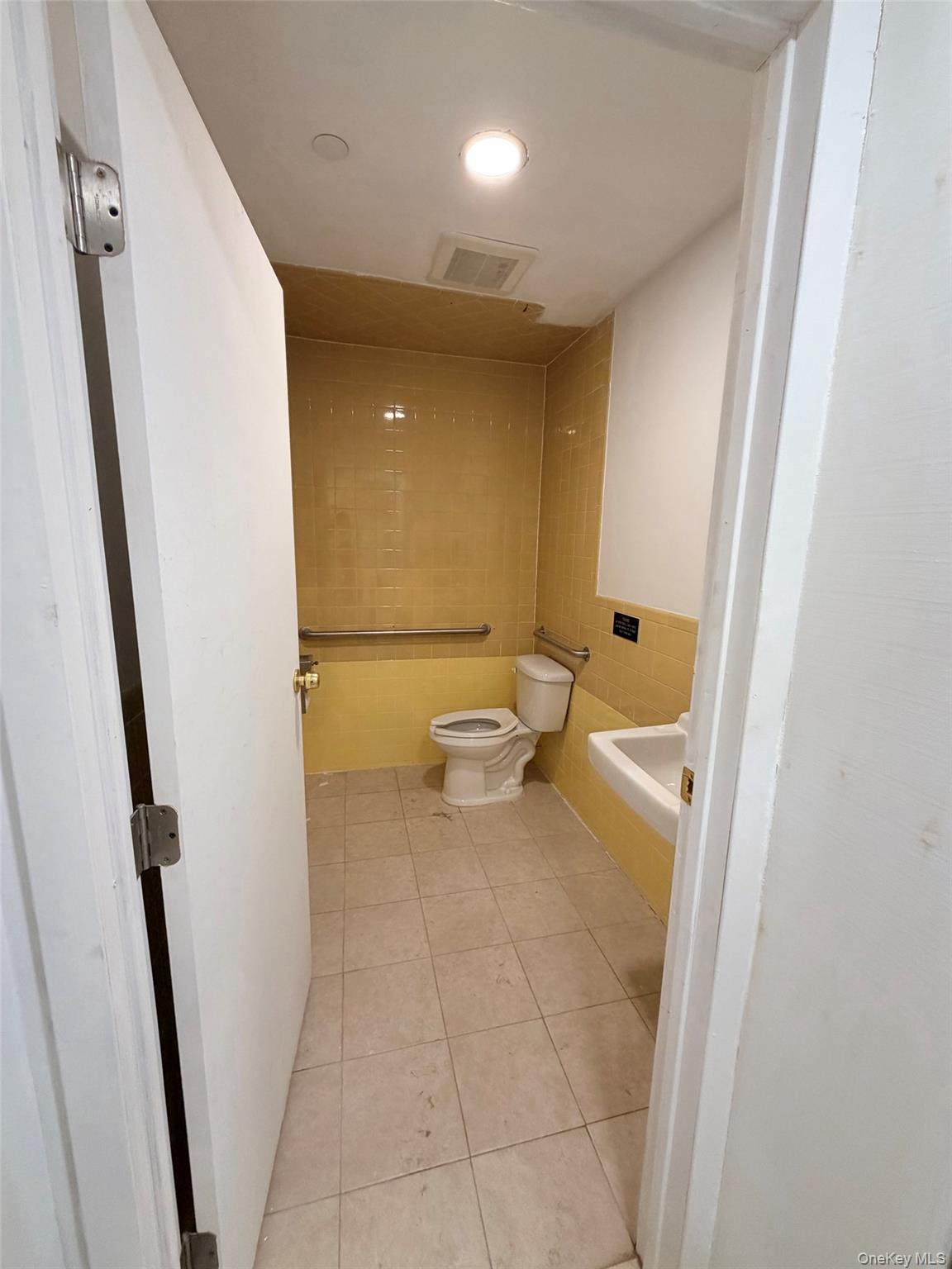 142-01 37th Avenue, Unit 1FL photo 7
