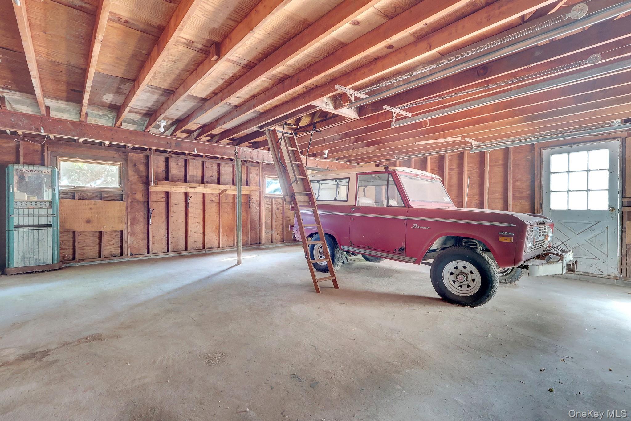 80 Concourse E – For Sale photo 36