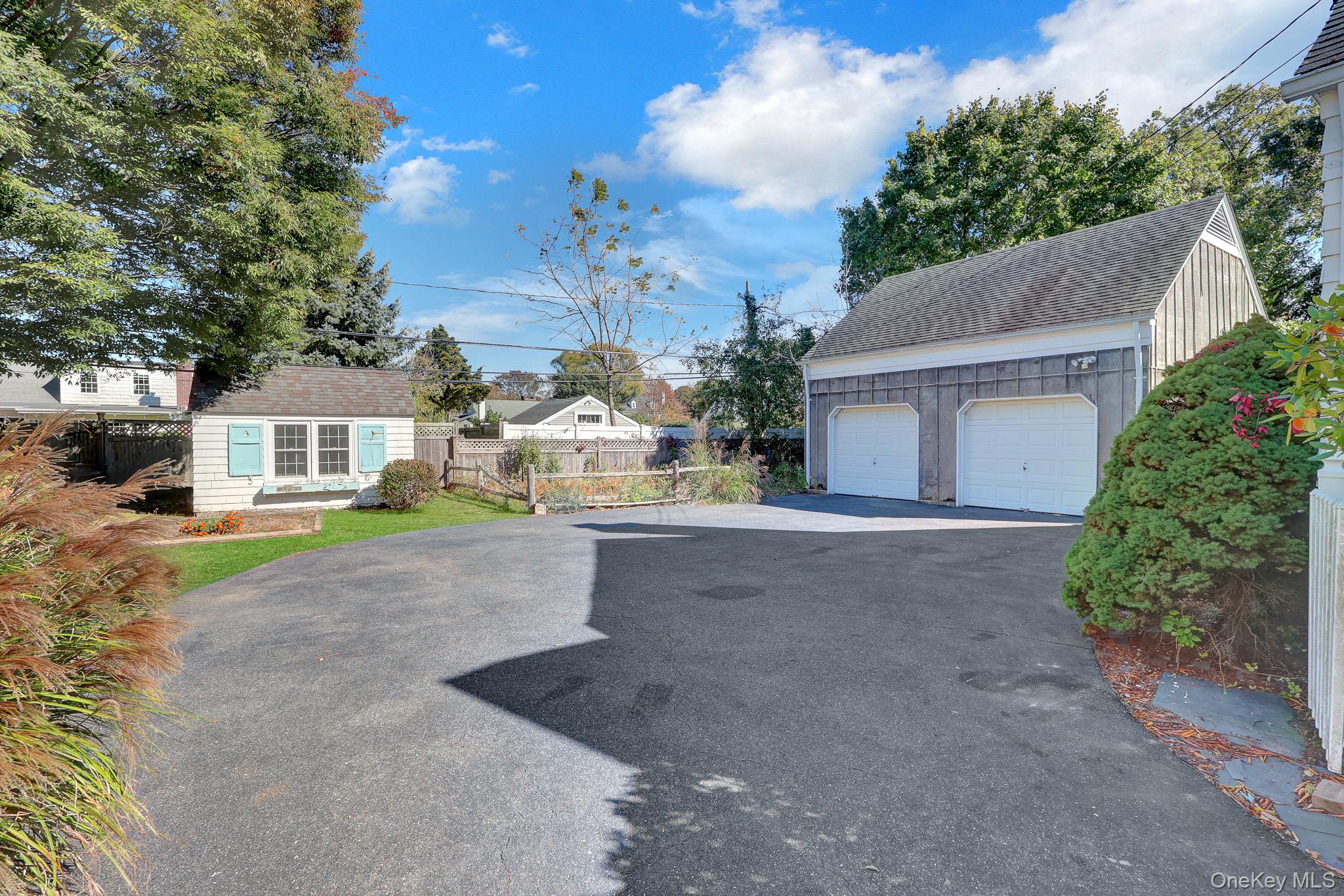 80 Concourse E – For Sale photo 37