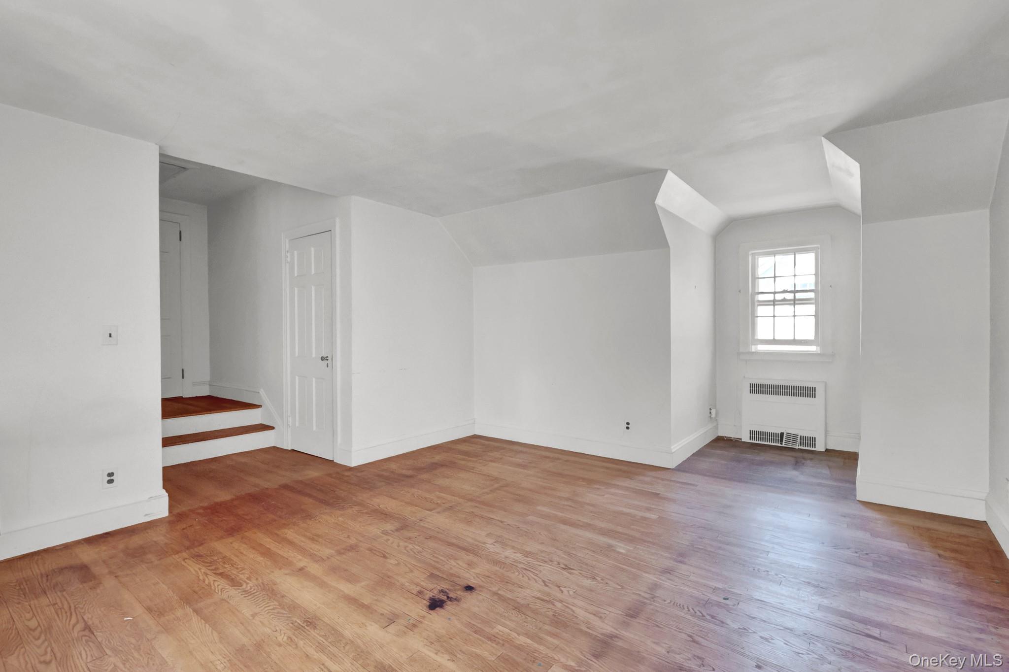 80 Concourse E – For Sale photo 31