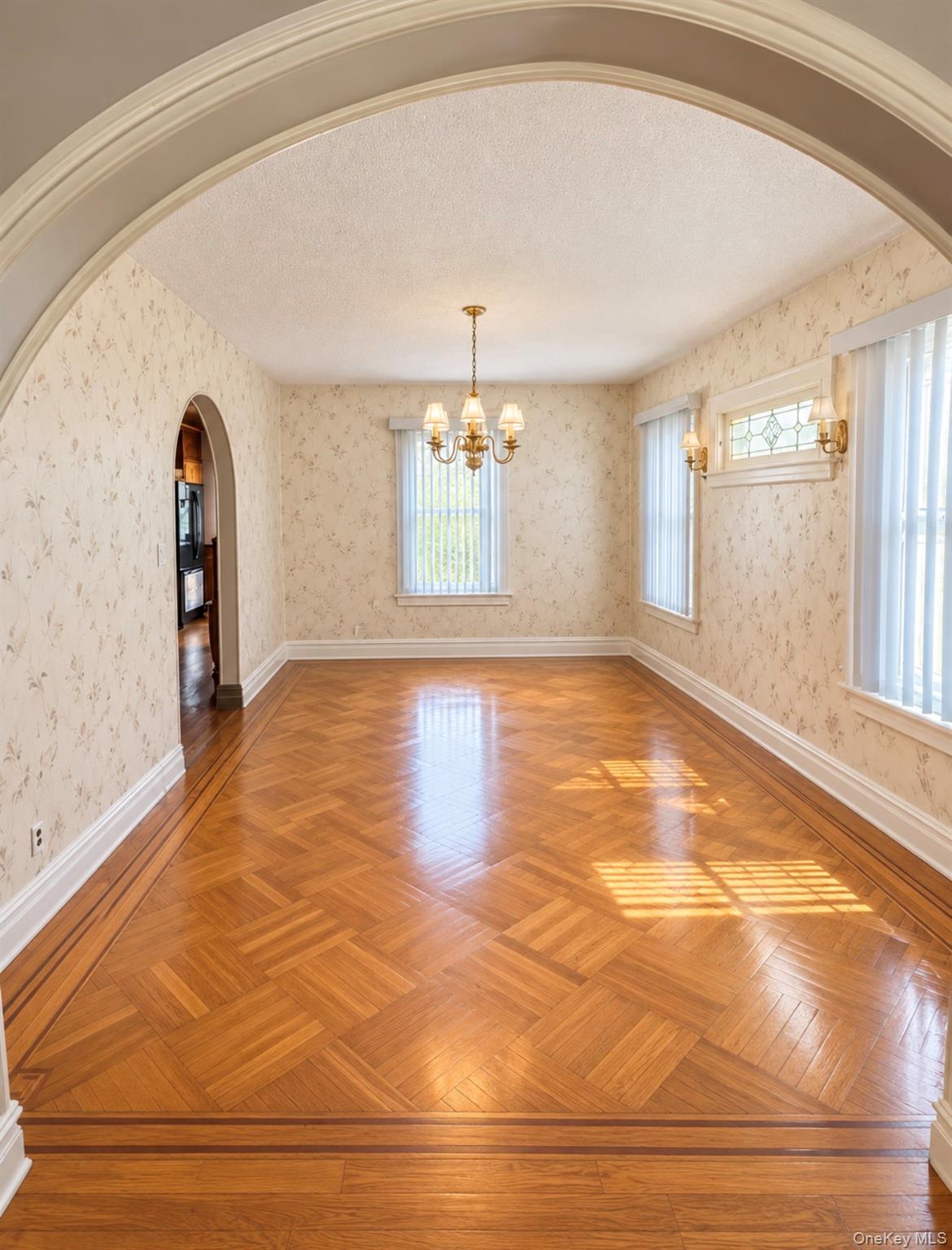 3058 Avenue R – For Sale photo 2