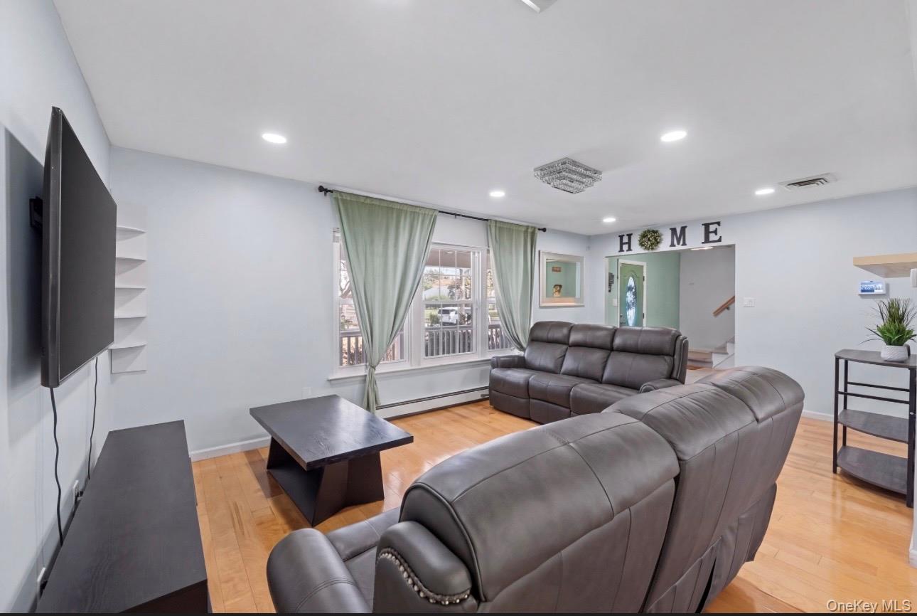 18 Magic Mountain Drive – For Sale photo 15