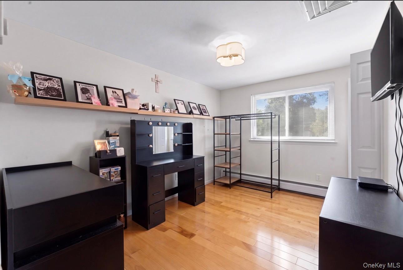 18 Magic Mountain Drive – For Sale photo 9