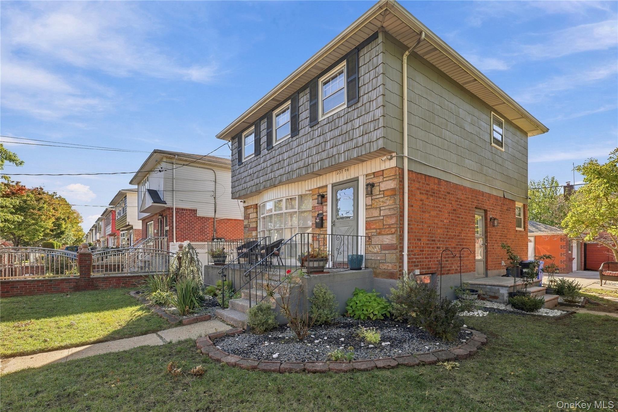 259-04 149th Avenue – For Sale photo 2