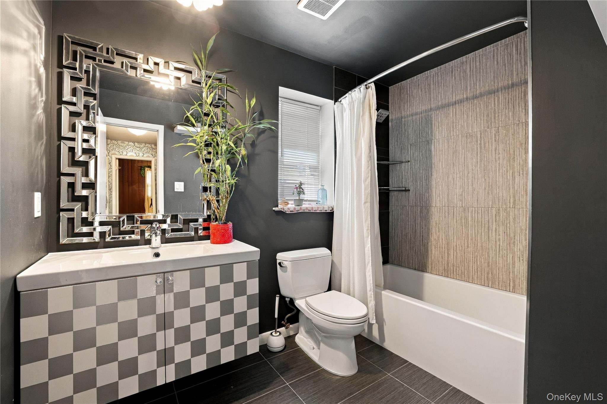 259-04 149th Avenue – For Sale photo 14