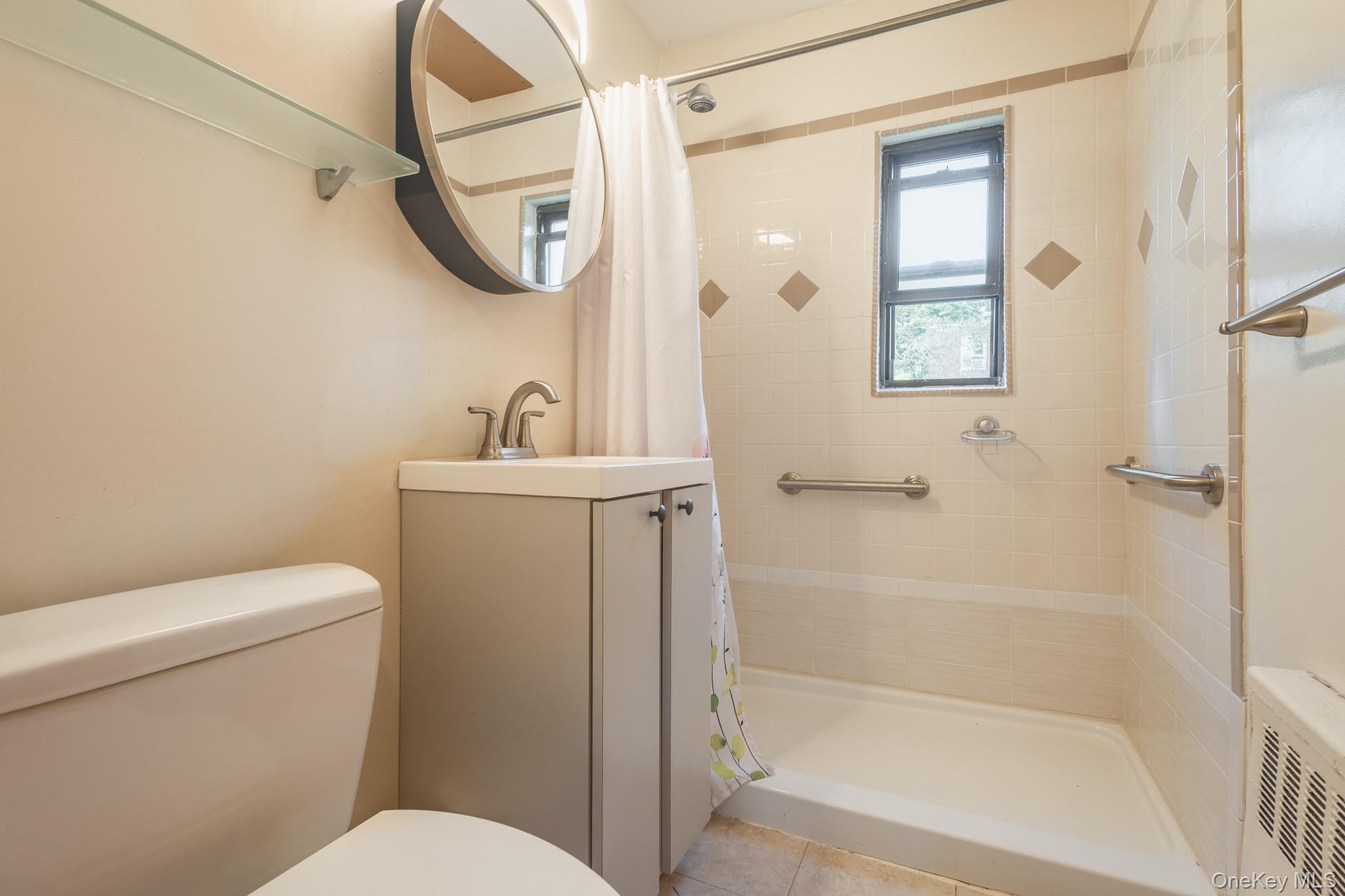 196-16 67th Avenue, Unit 1 photo 10