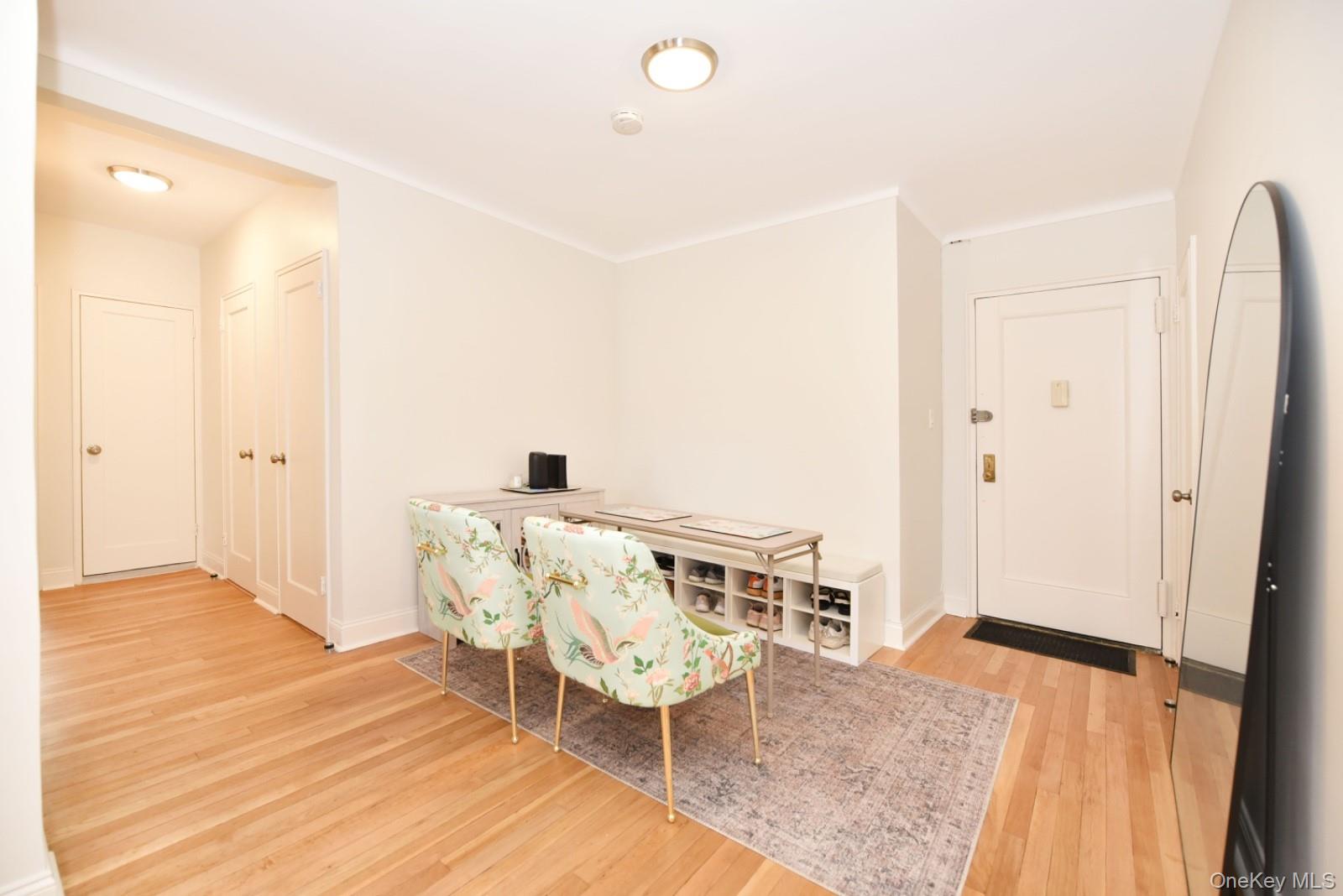 64-11 99 Street, Unit 418 photo 4