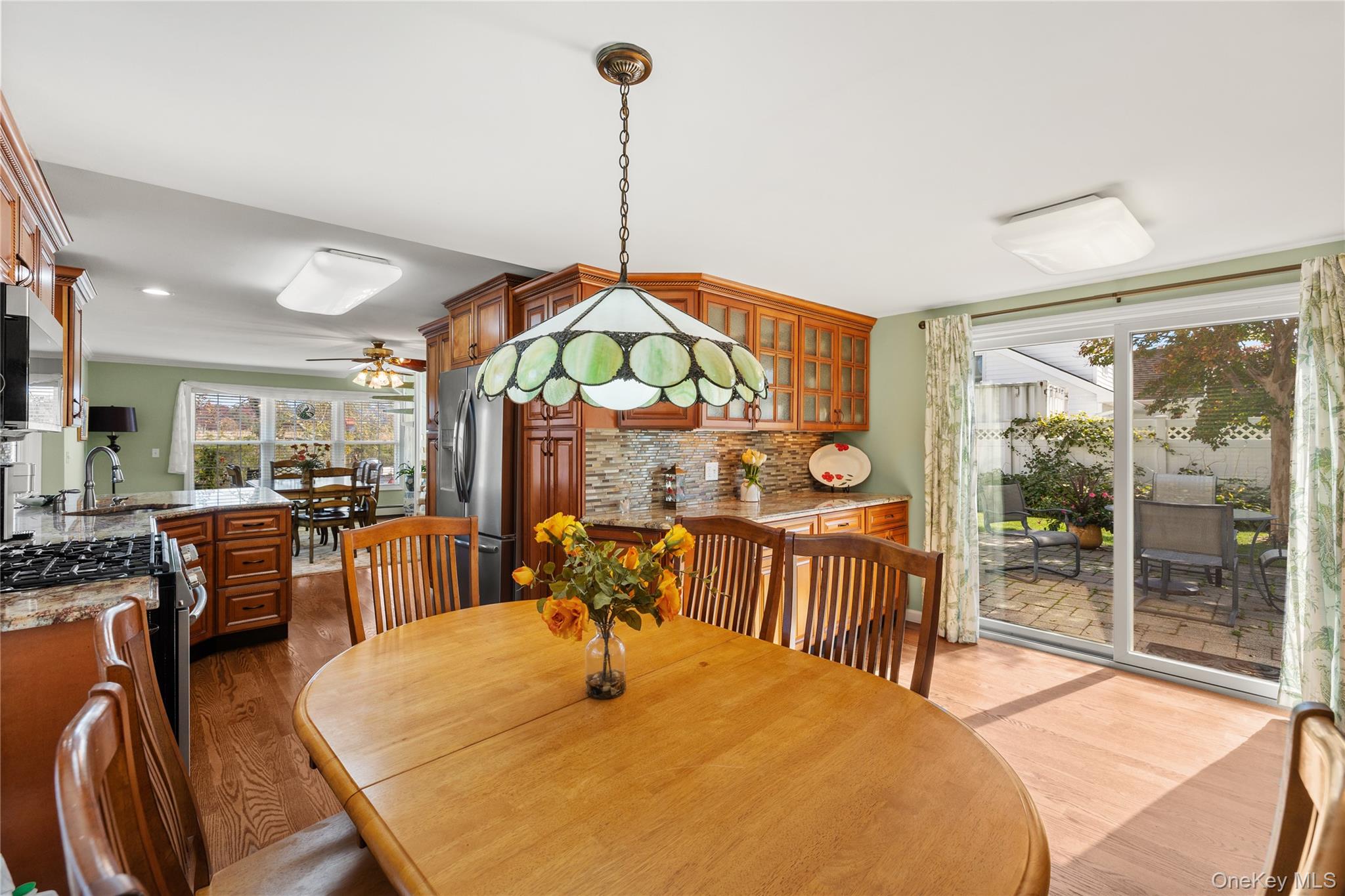 70 Featherbed Lane – For Sale photo 14