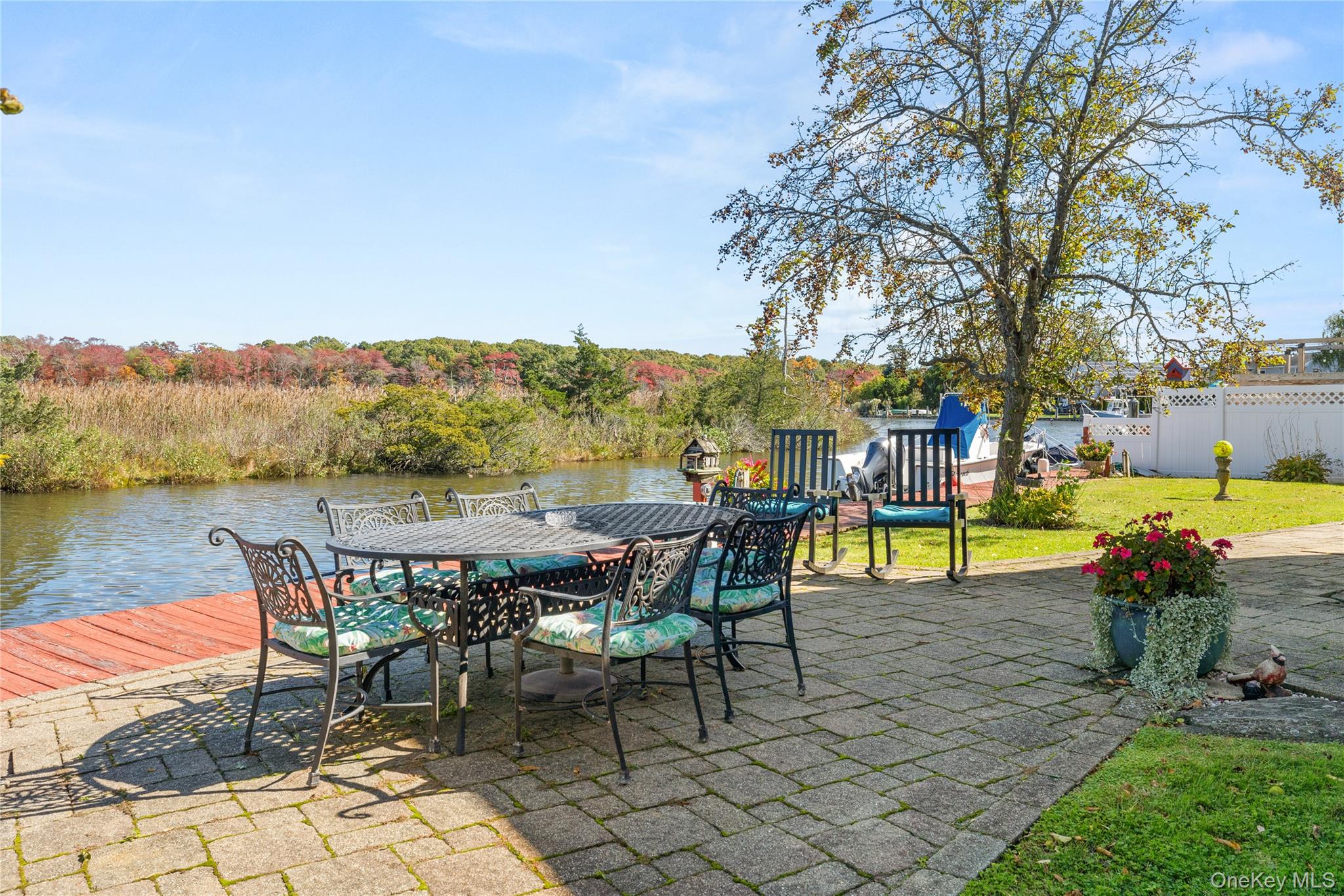 70 Featherbed Lane – For Sale photo 9