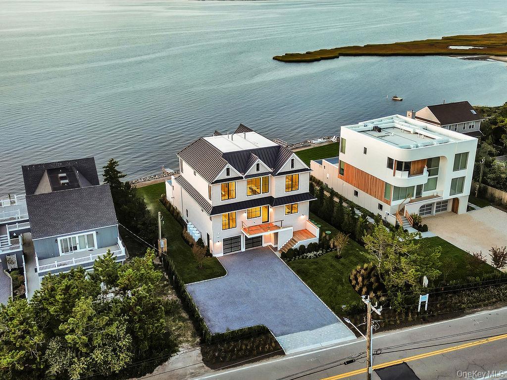 498 Dune Road – For Sale