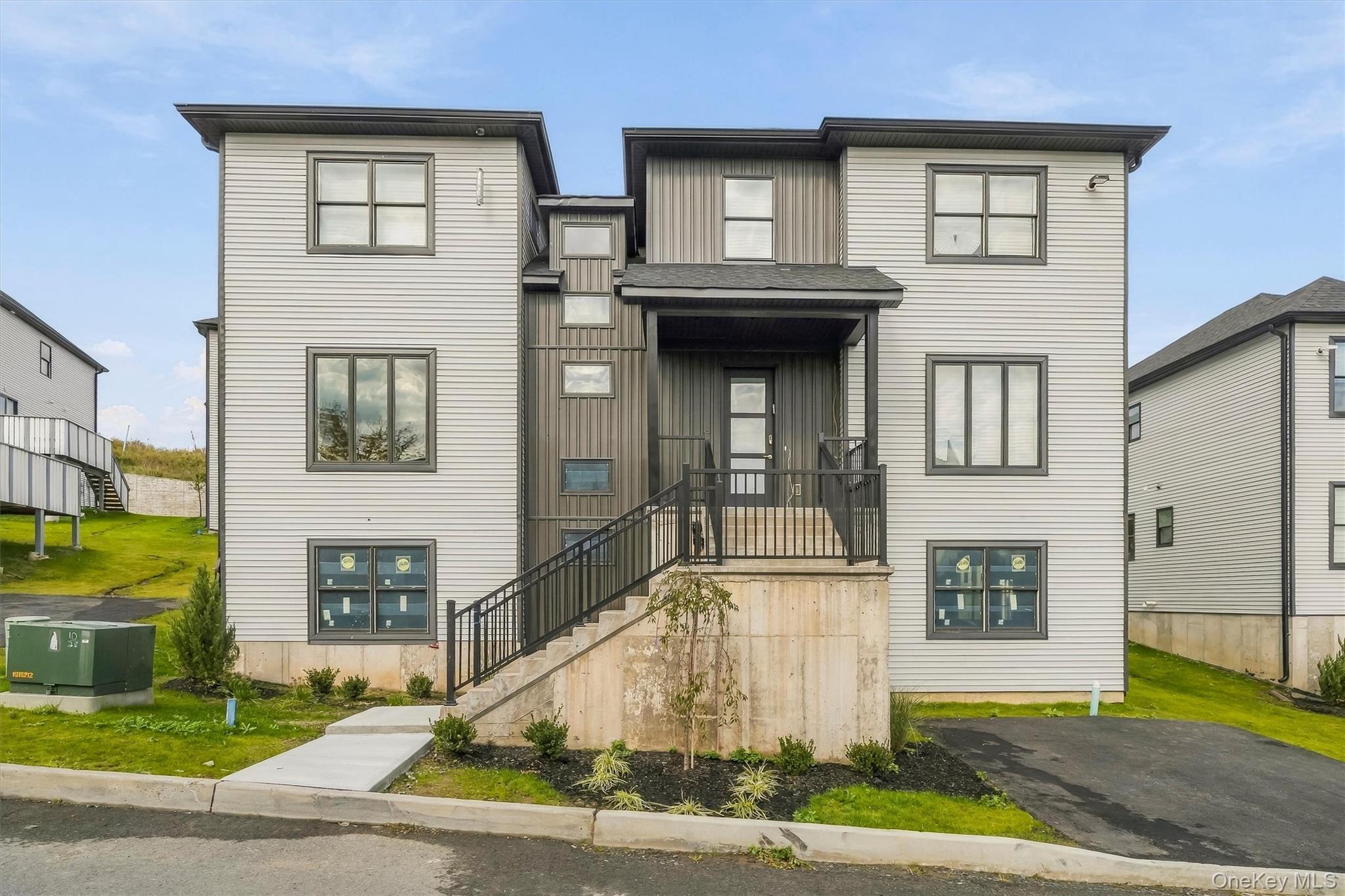2 Periwinkle Court – For Sale