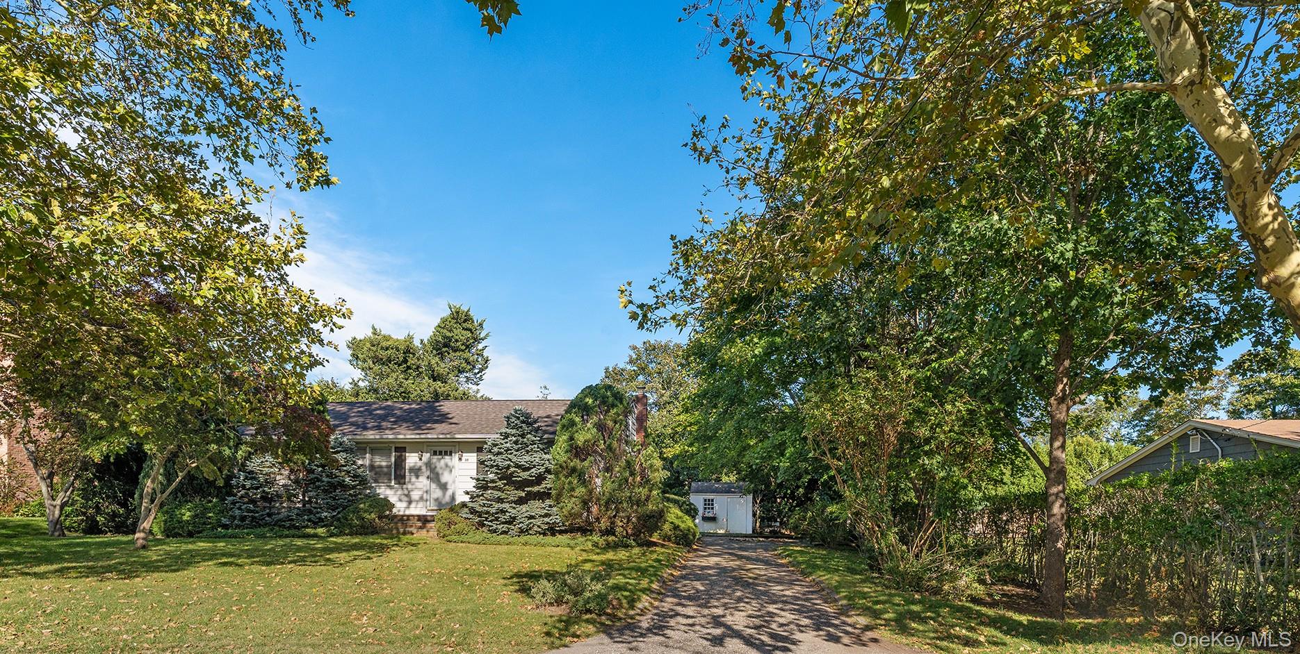 35 Meadowlark Lane – For Sale
