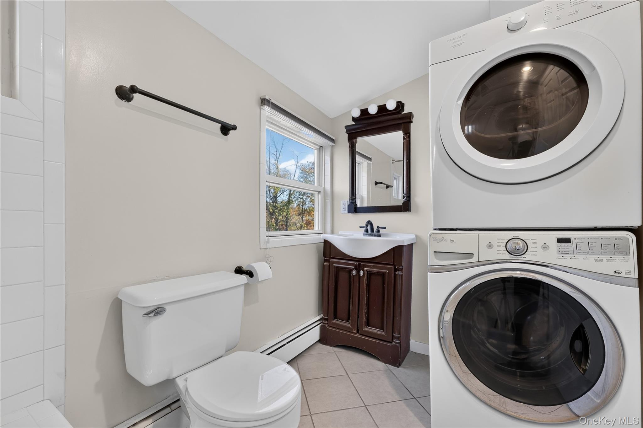 16 Lake Road – For Sale photo 19