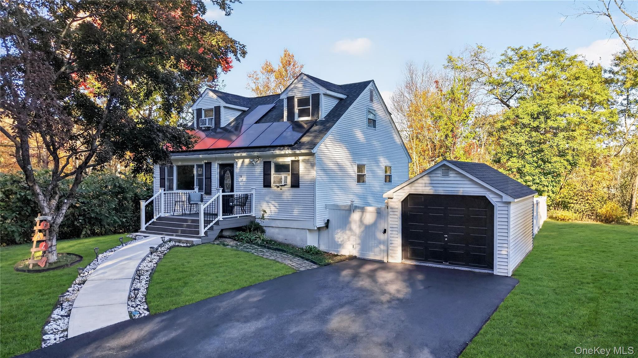 16 Lake Road – For Sale photo 2