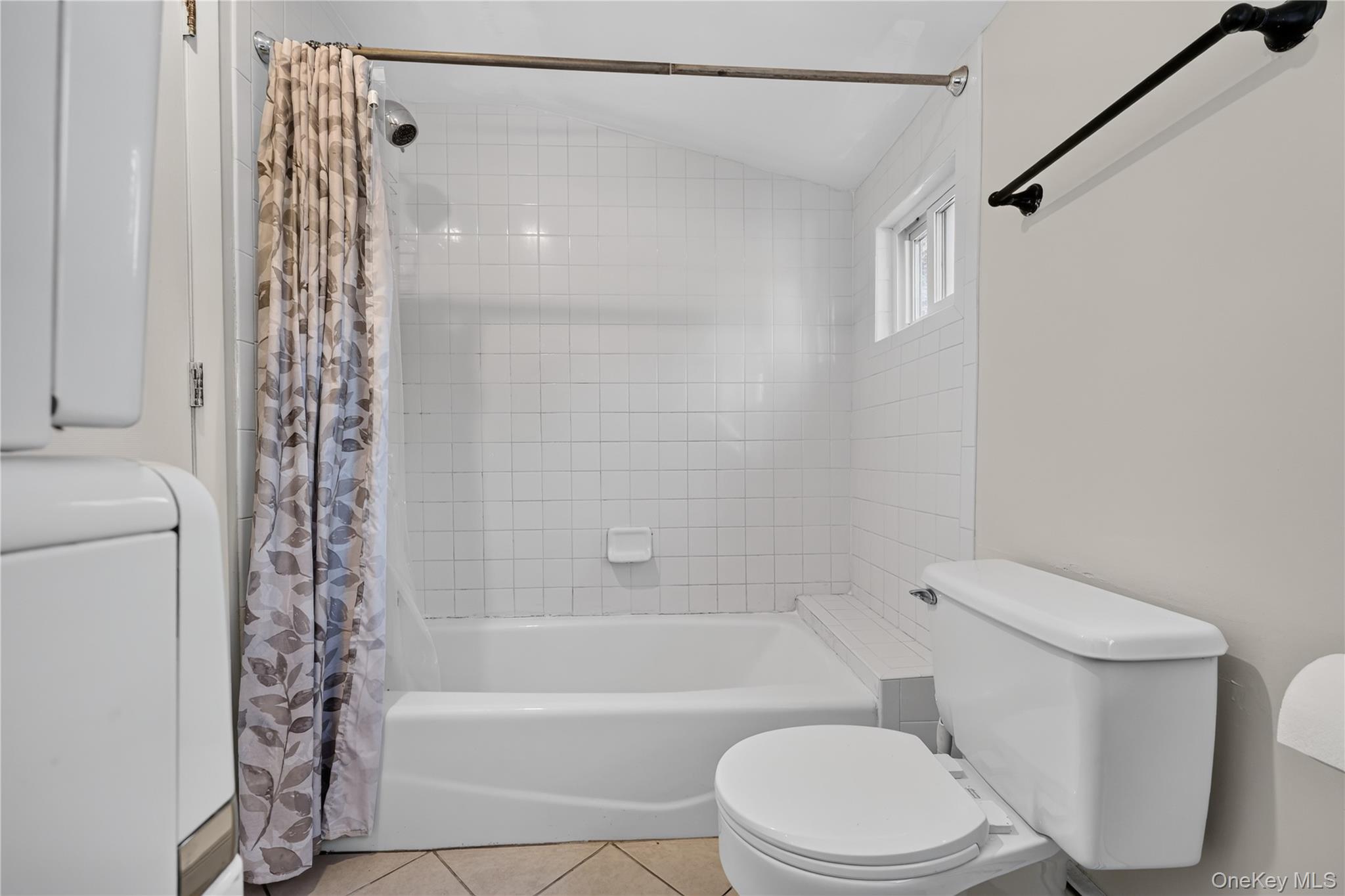 16 Lake Road – For Sale photo 18