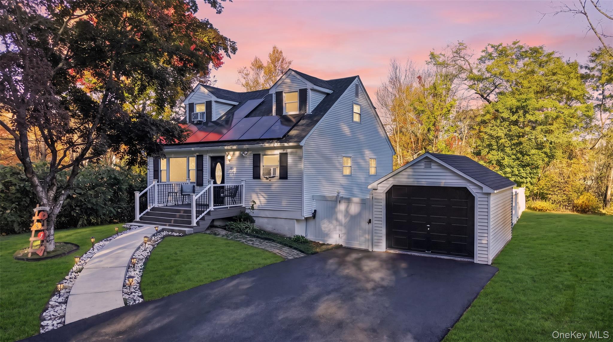 16 Lake Road – For Sale