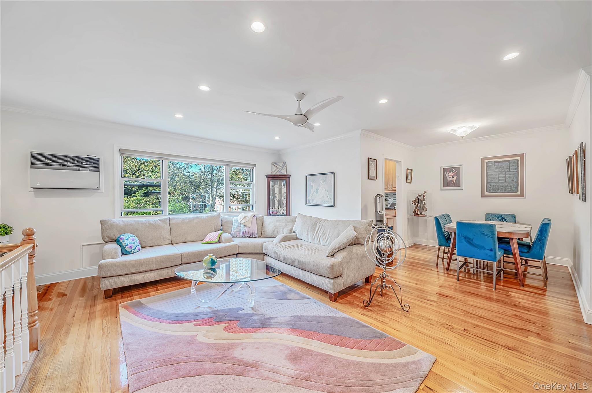 87-27 Marengo Street, Unit 2C photo 2