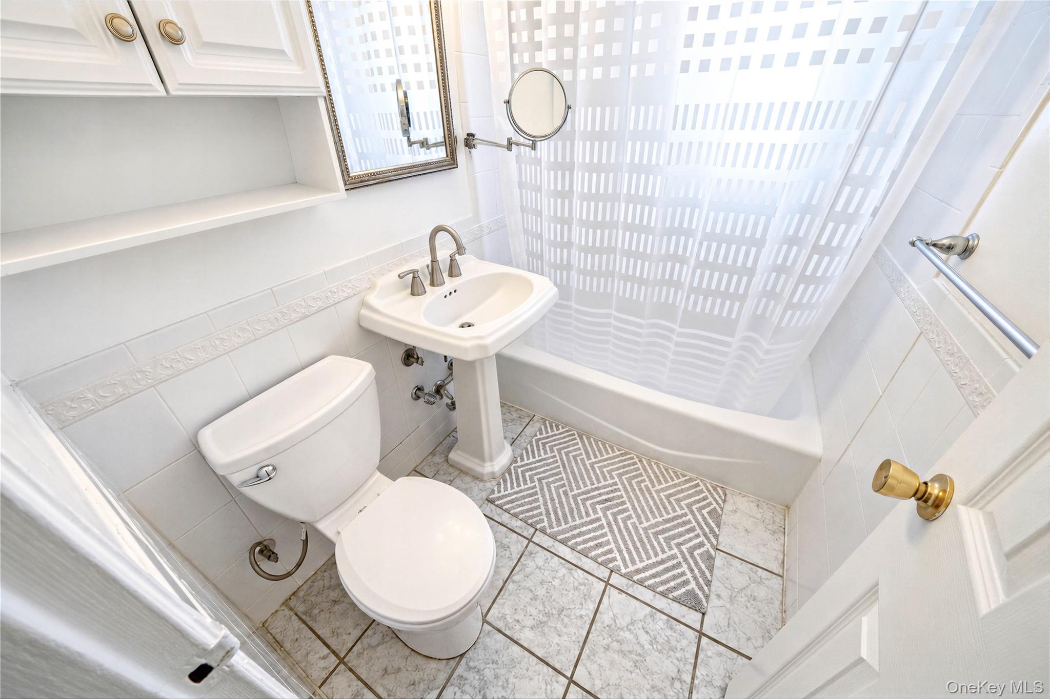 87-27 Marengo Street, Unit 2C photo 12