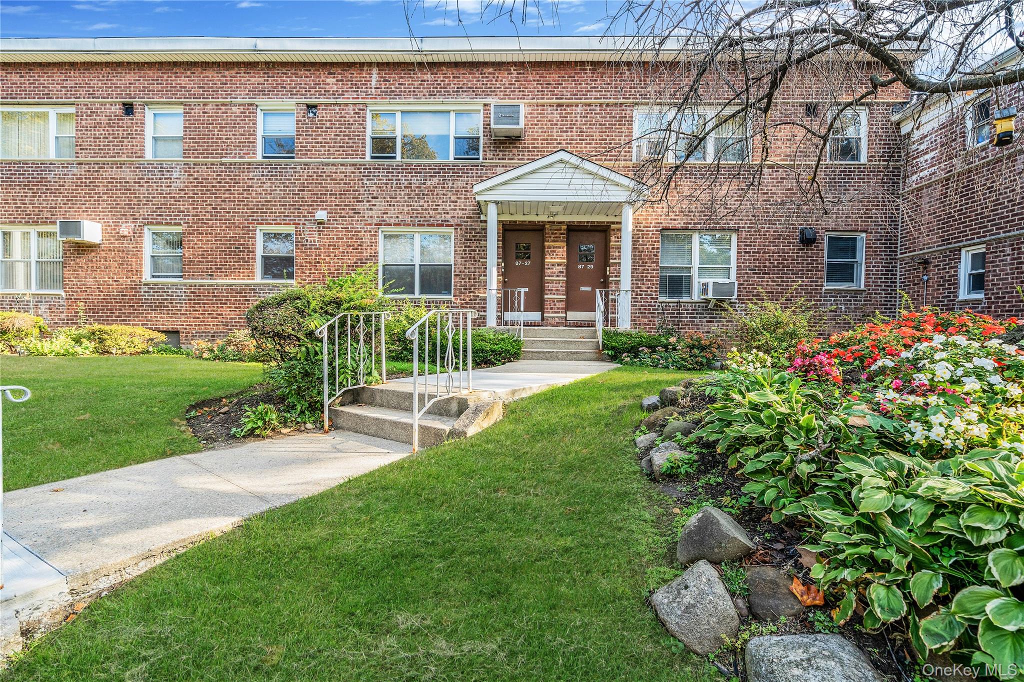 87-27 Marengo Street, Unit 2C