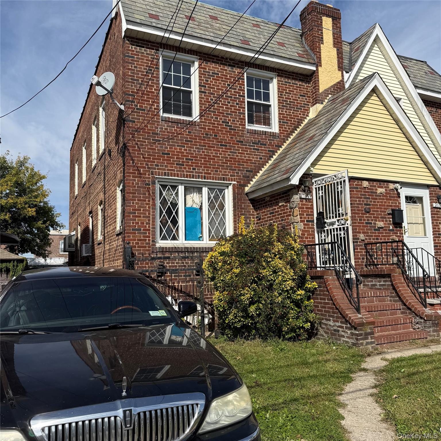 205-25 113th Avenue, Unit 2