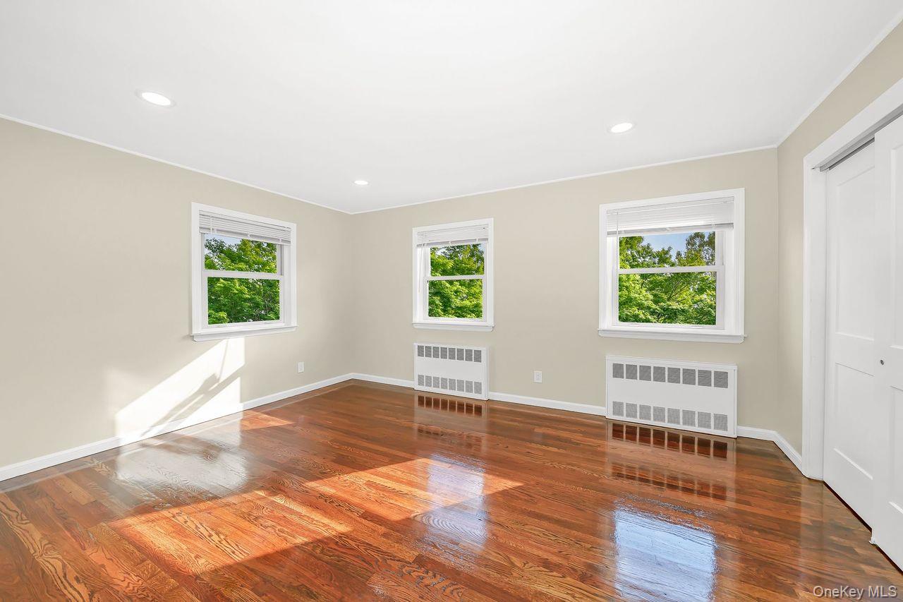 20 Ford Drive S – For Sale photo 18
