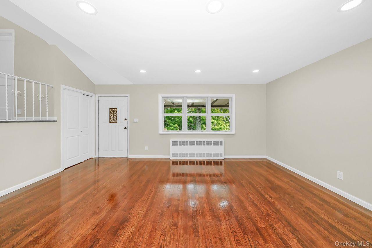 20 Ford Drive S – For Sale photo 12