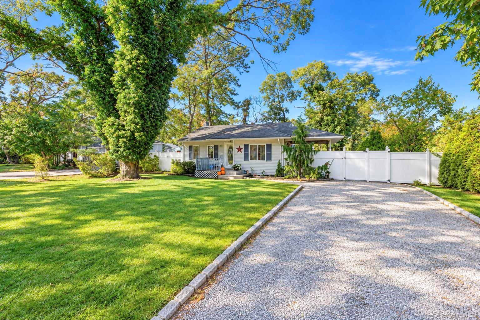 48 Hart Avenue – For Sale