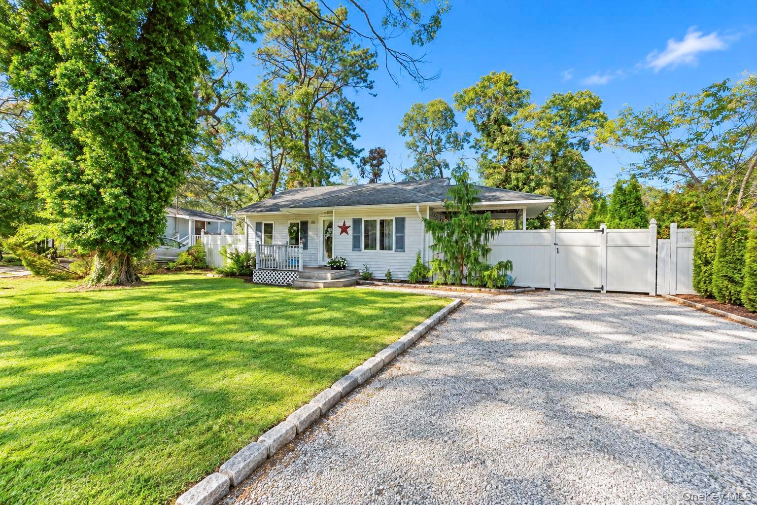 48 Hart Avenue – For Sale photo 4