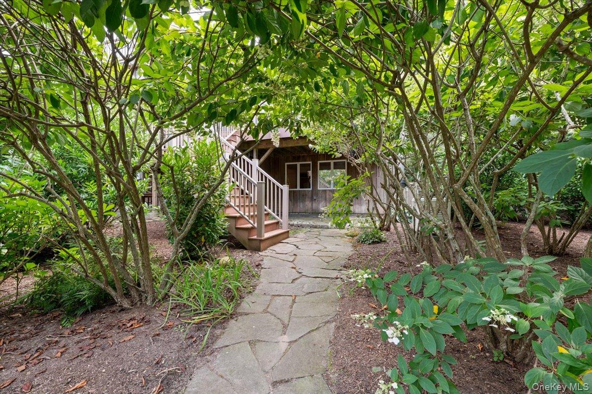 2785 Noyack Road – For Sale photo 6