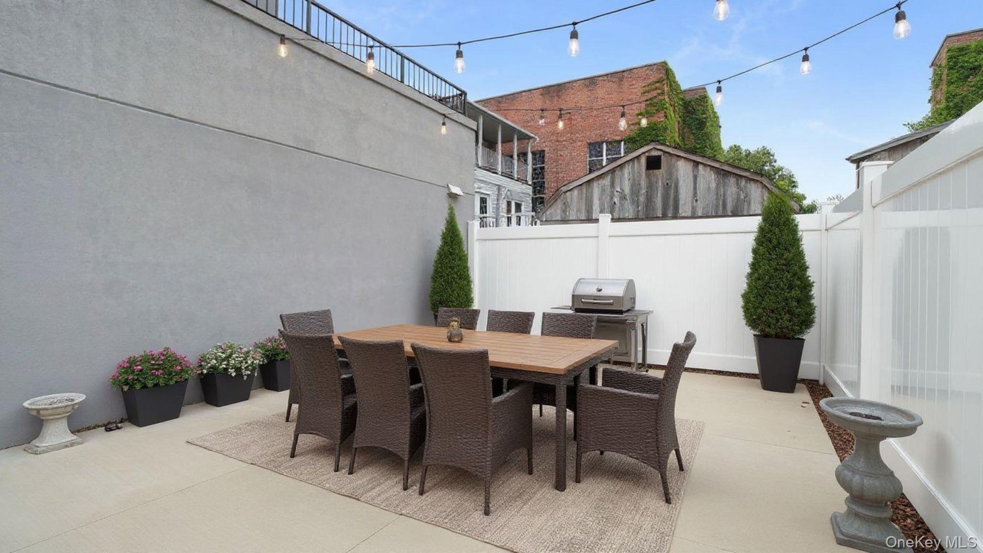 2424 Esplanade Avenue – For Sale photo 31