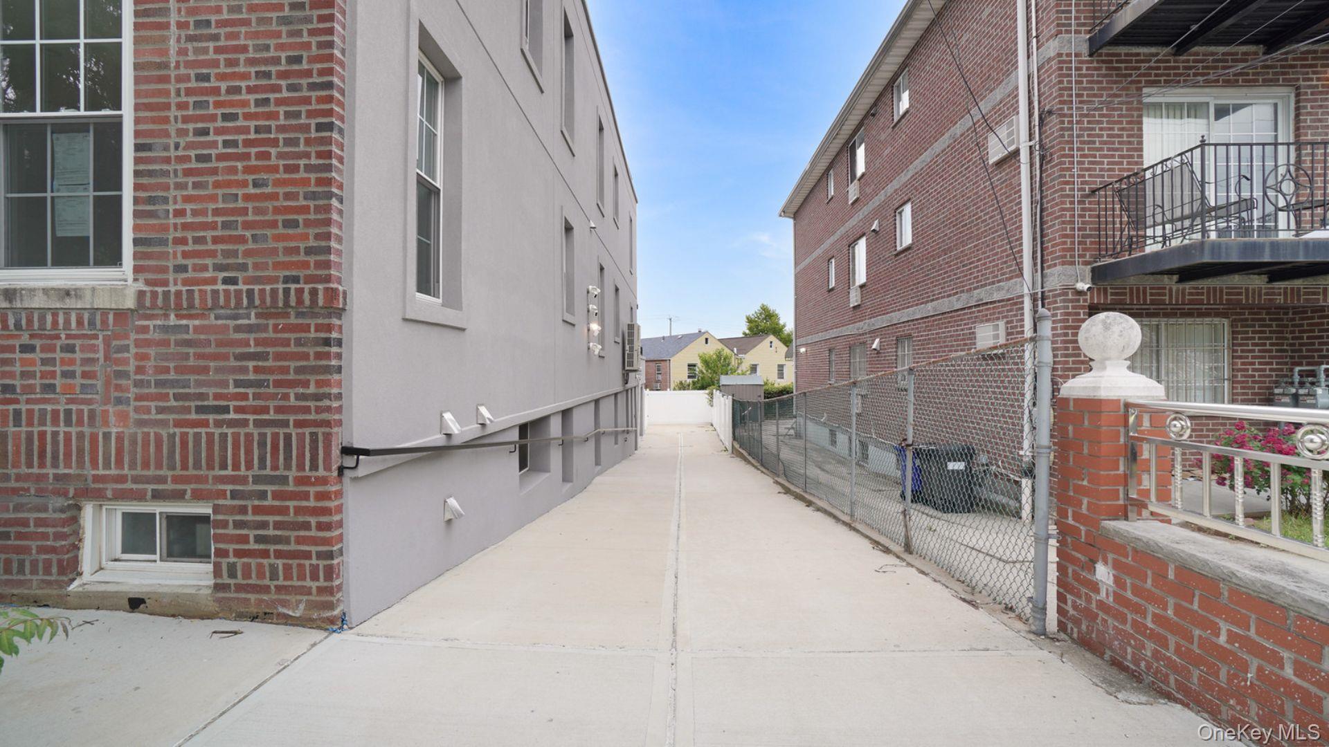 2424 Esplanade Avenue – For Sale photo 30