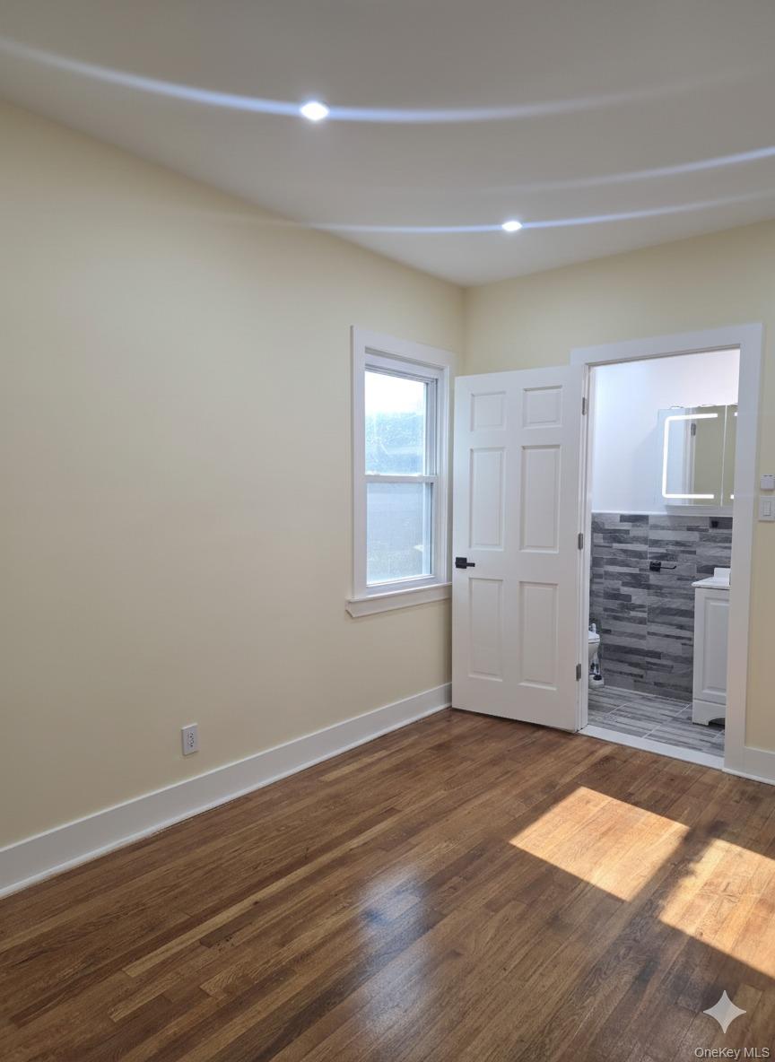 32-28 Utopia Parkway – For Sale photo 8