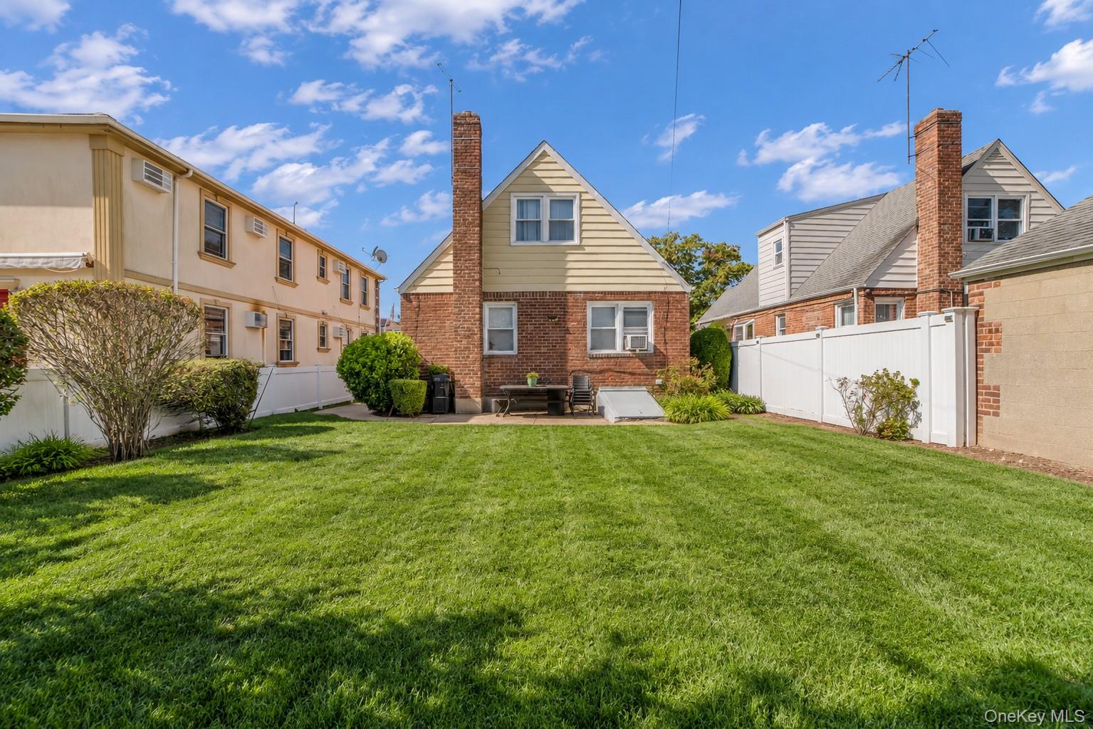 86-63 MUSKET Street – For Sale photo 19