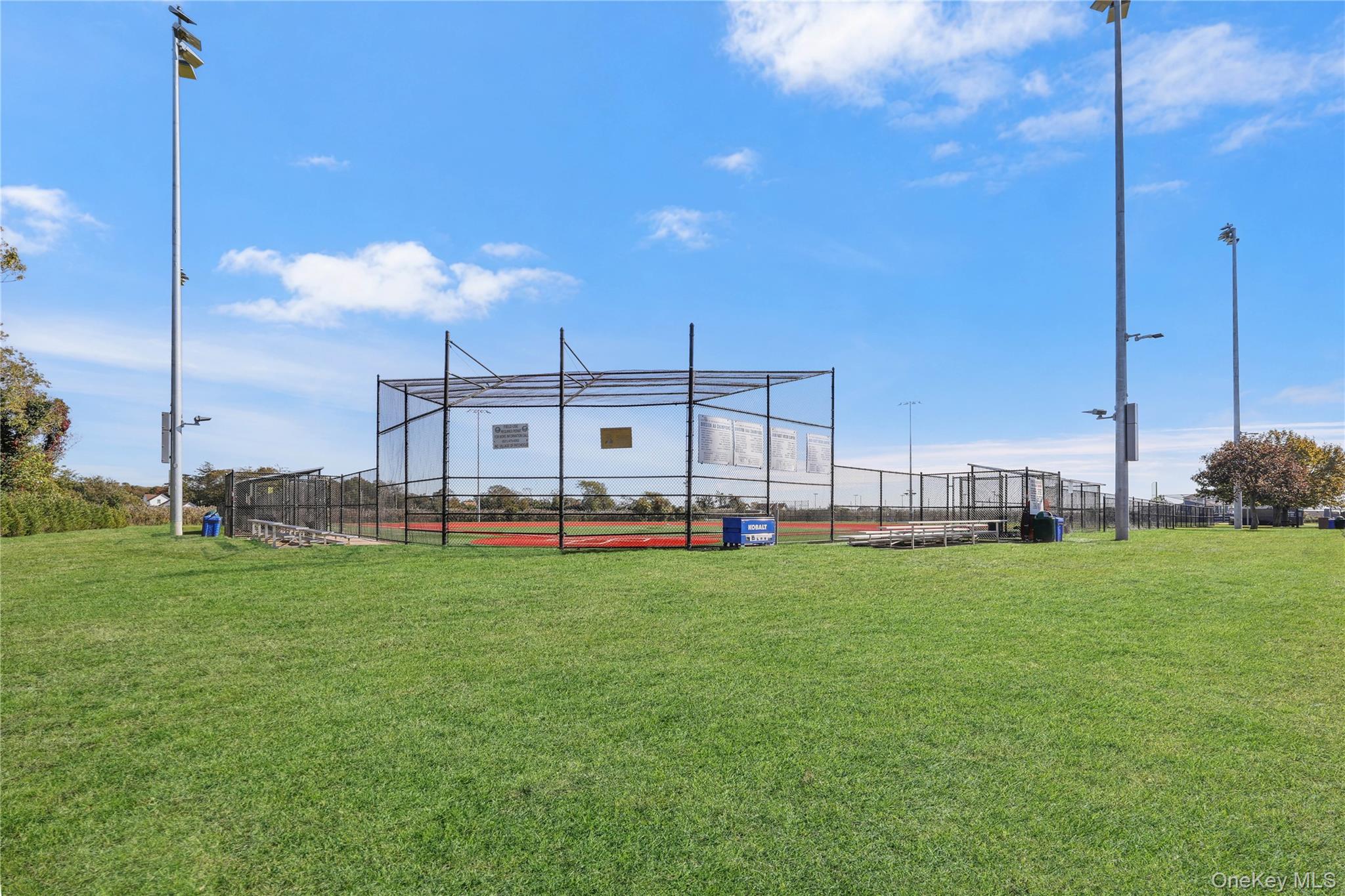 370 Rider Avenue – For Sale photo 35