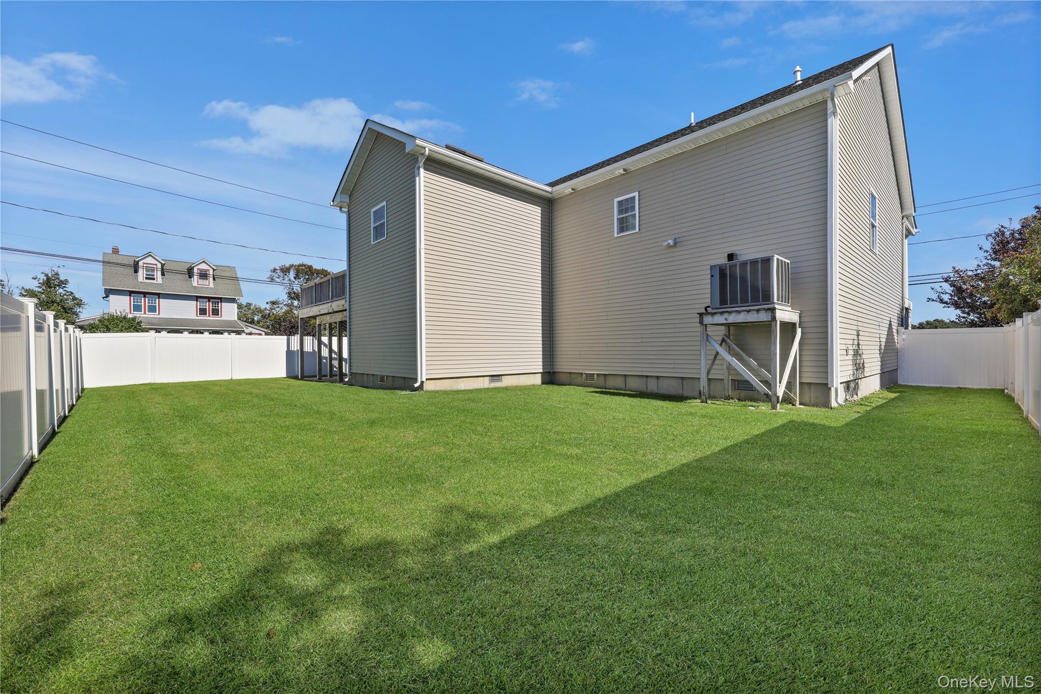 370 Rider Avenue – For Sale photo 34