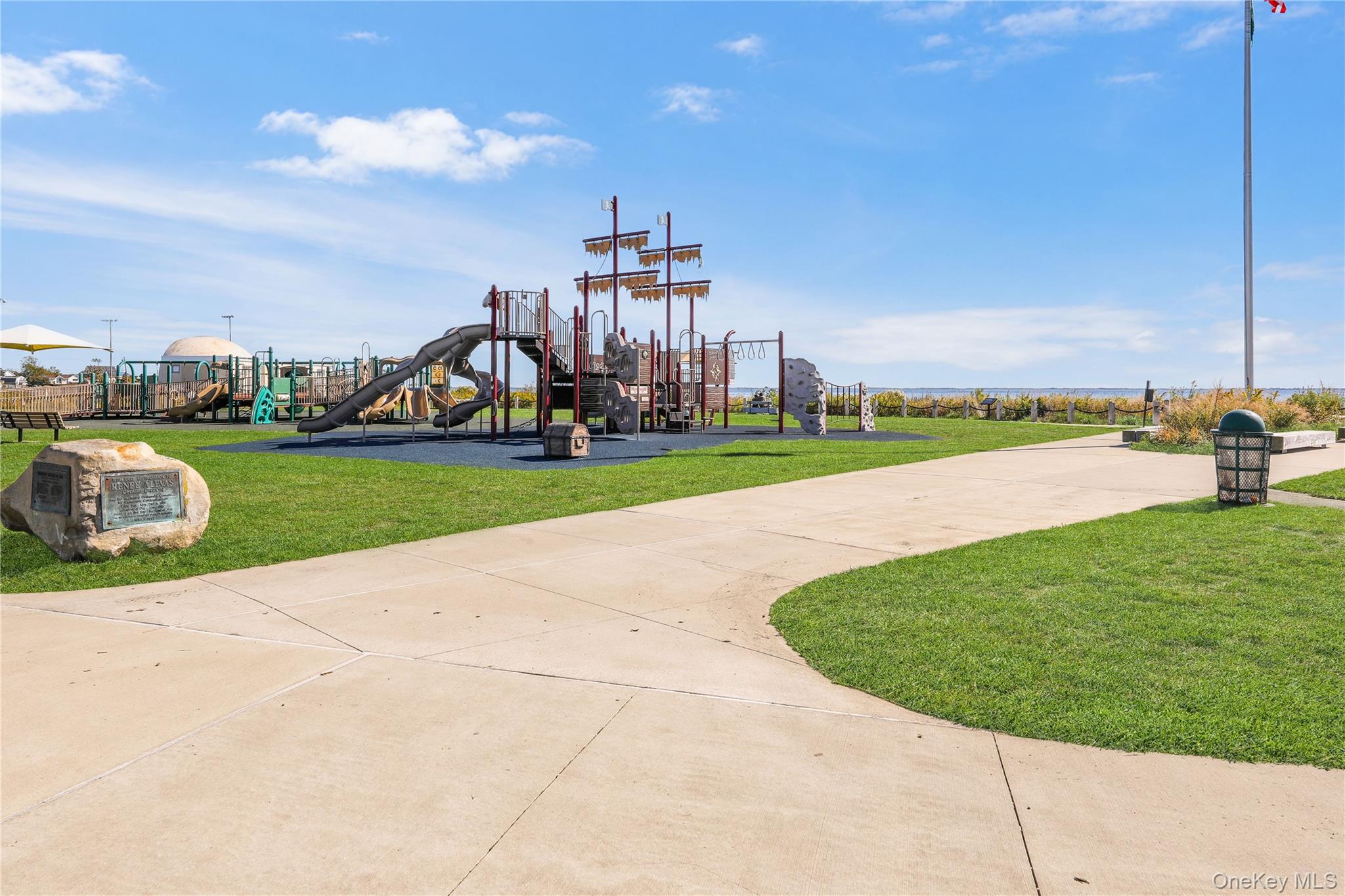 370 Rider Avenue – For Sale photo 36