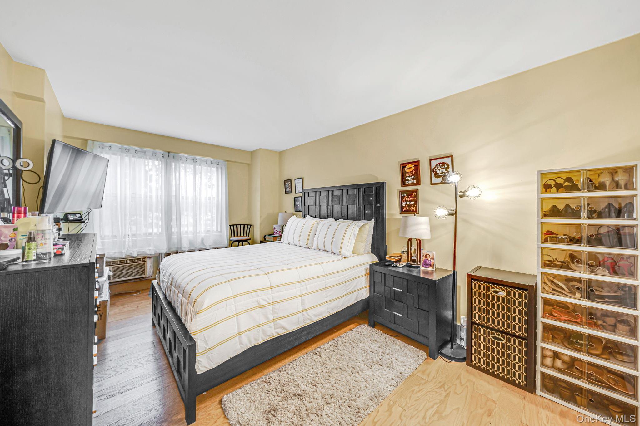 400 Cozine Avenue, Unit 1J photo 13