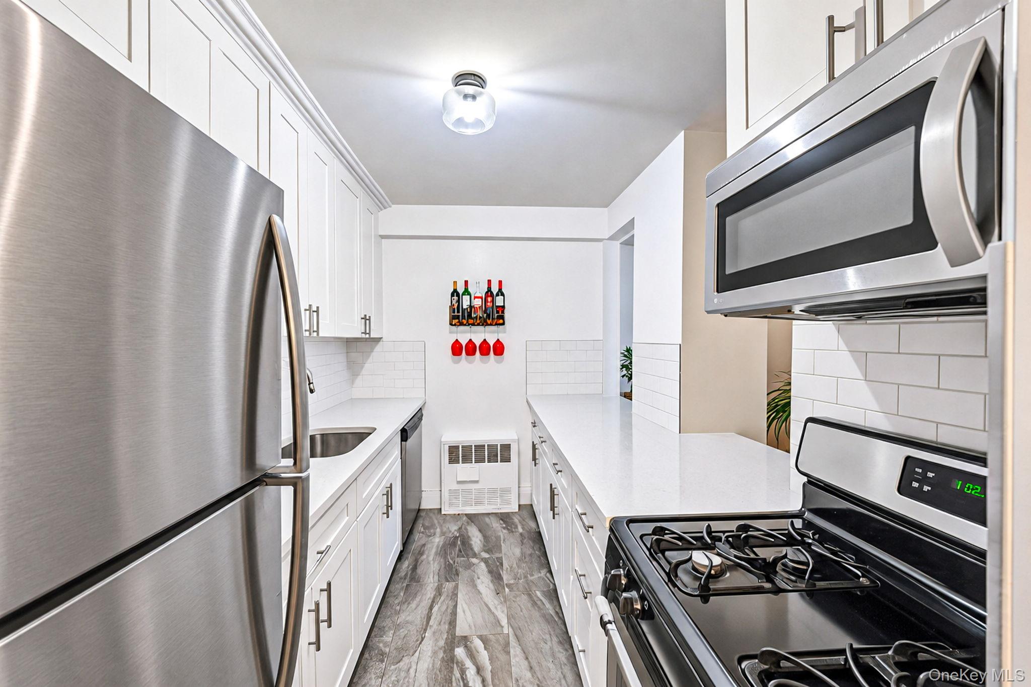 400 Cozine Avenue, Unit 1J photo 7