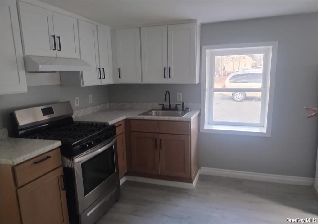 77 Randall Street, Unit B photo 3