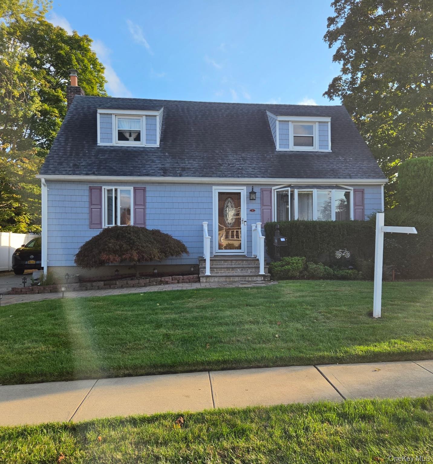 2 Gateway – For Sale