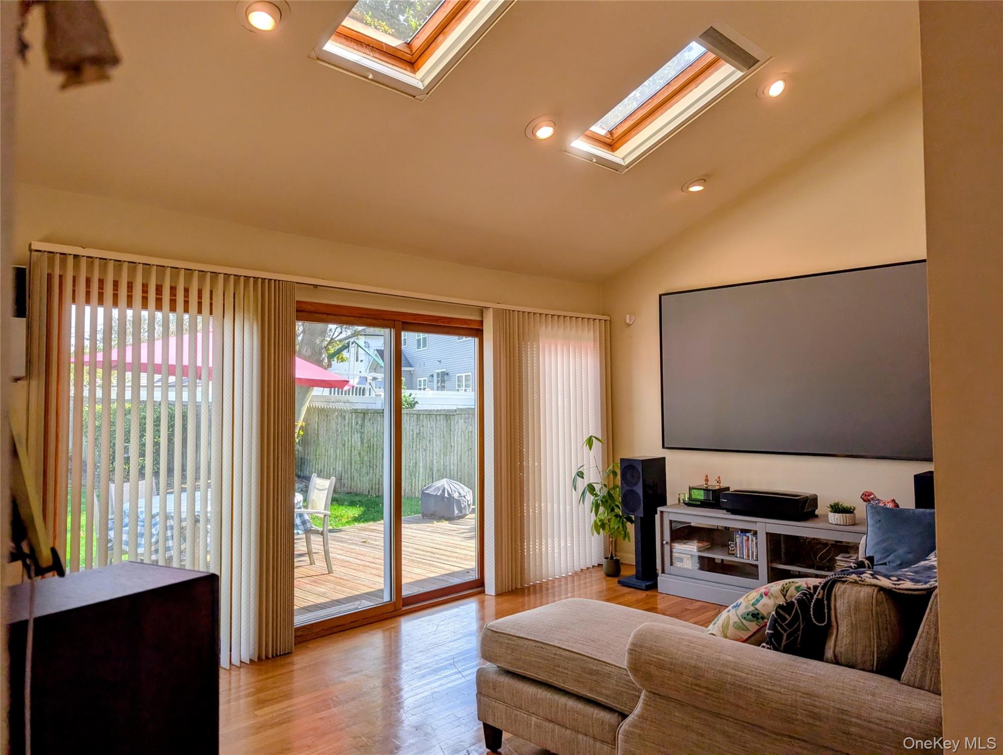 124 Morton Boulevard – For Sale photo 2