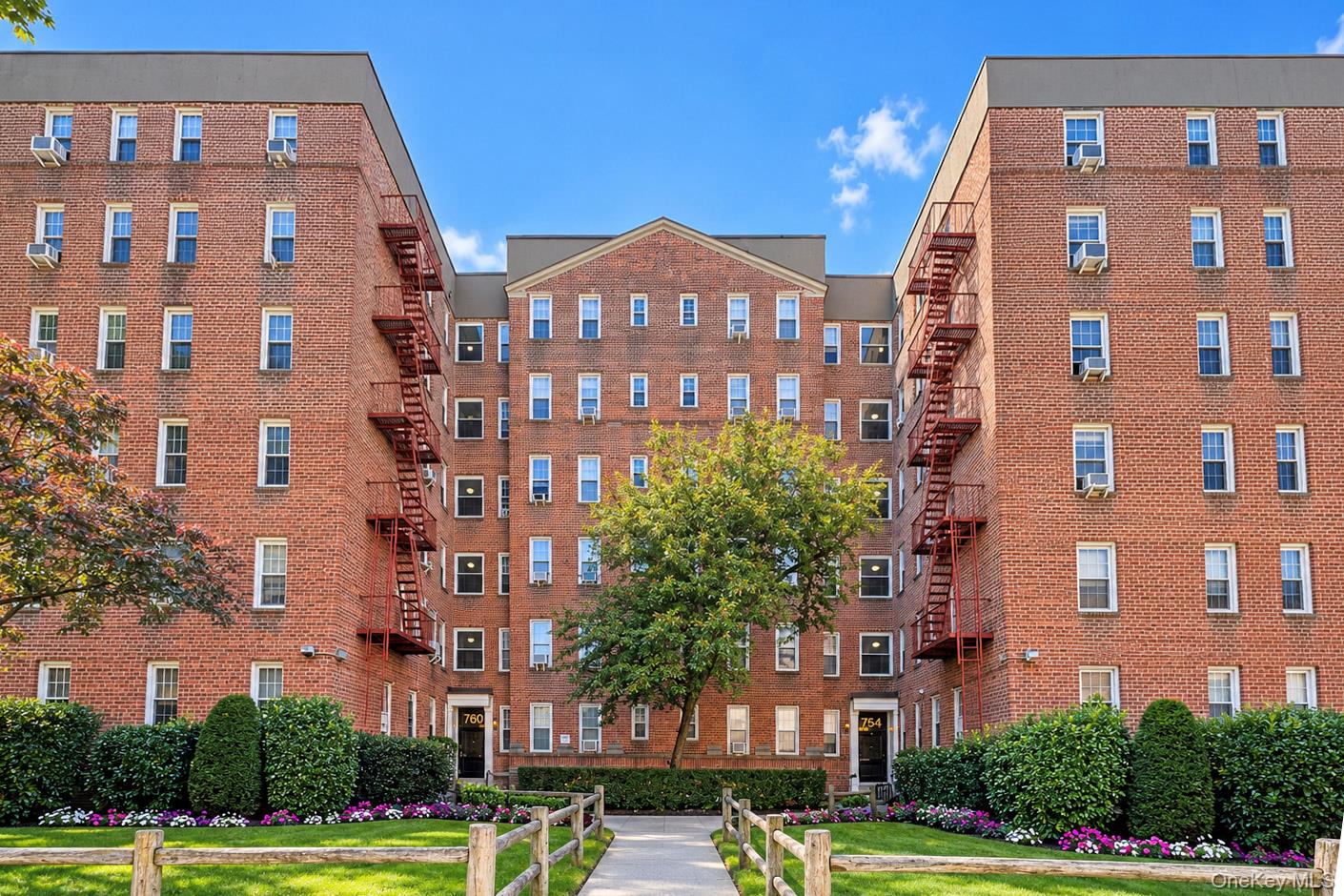 754 Bronx River Road, Unit B54 photo 12