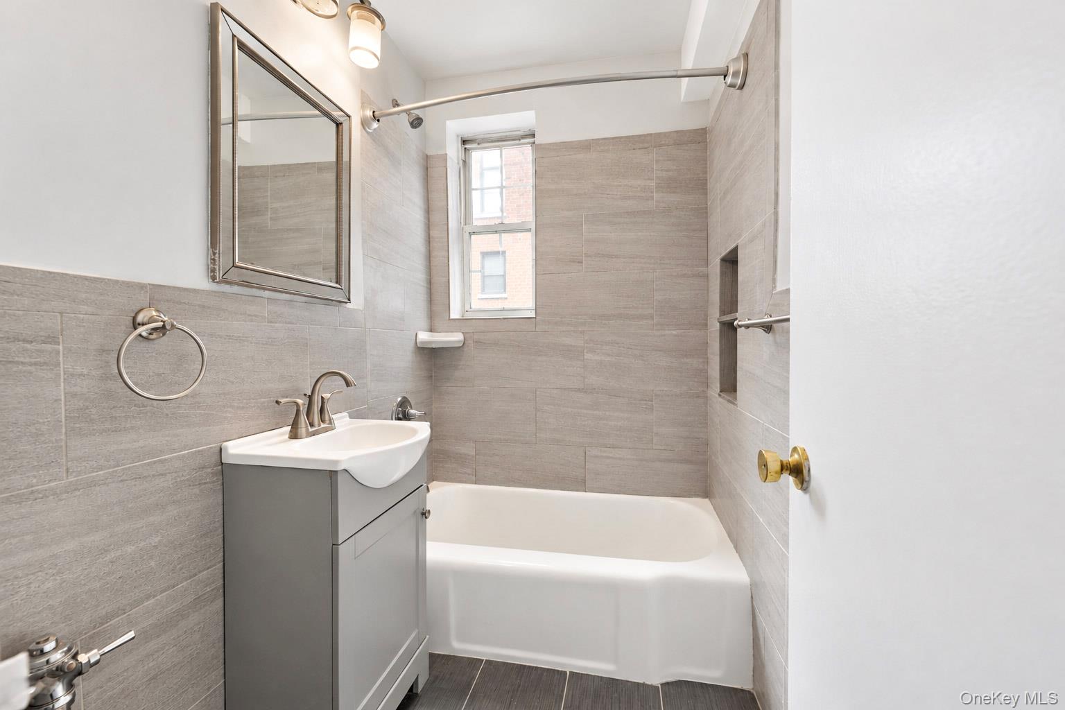 754 Bronx River Road, Unit B54 photo 7
