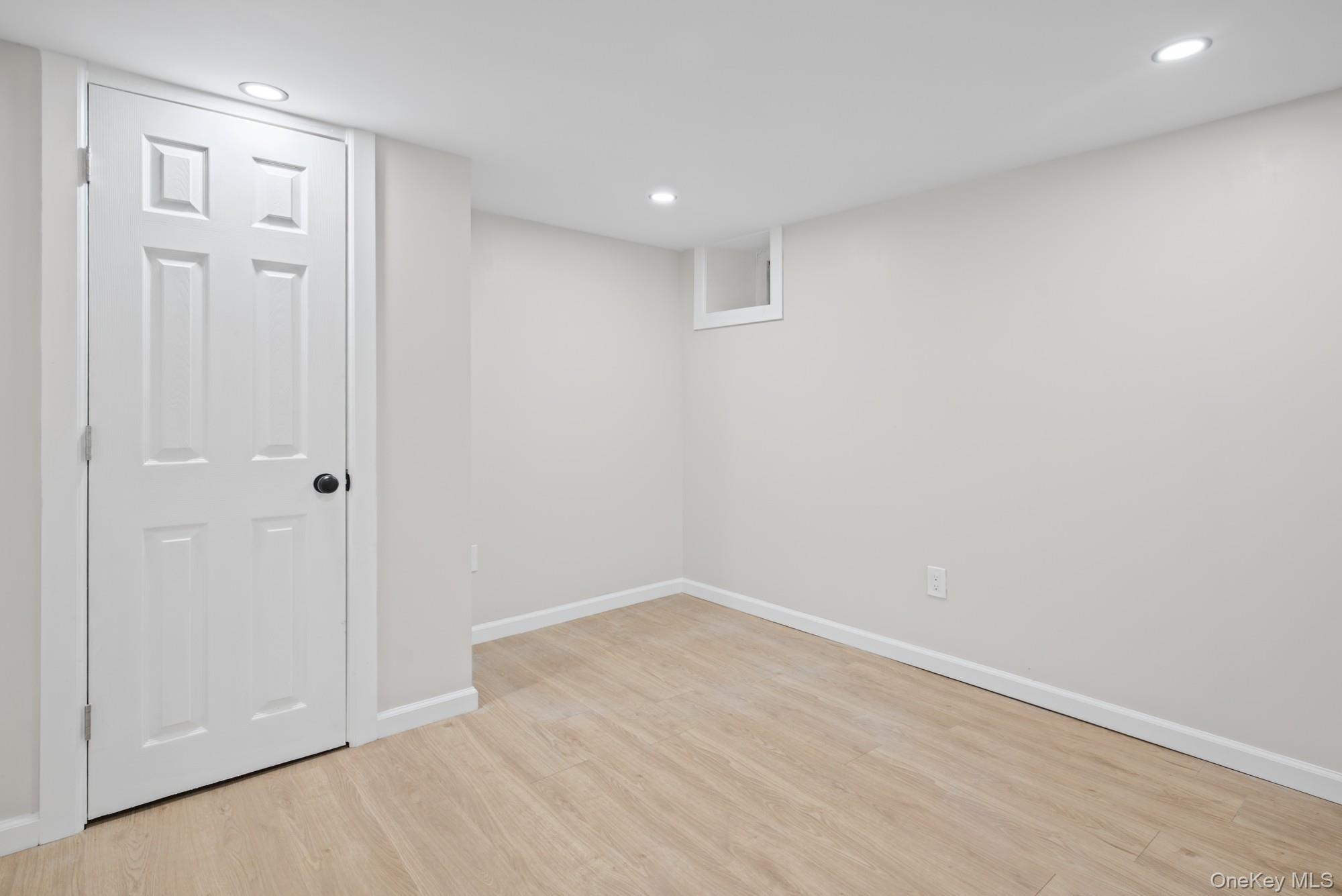 639 S 5th Avenue – For Sale photo 17