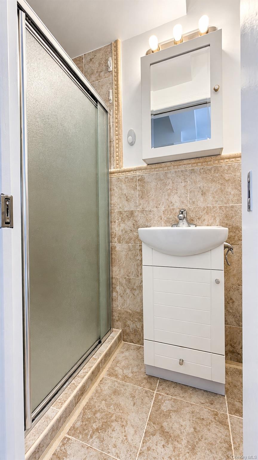 99-52 66th Road, Unit 1Z photo 22