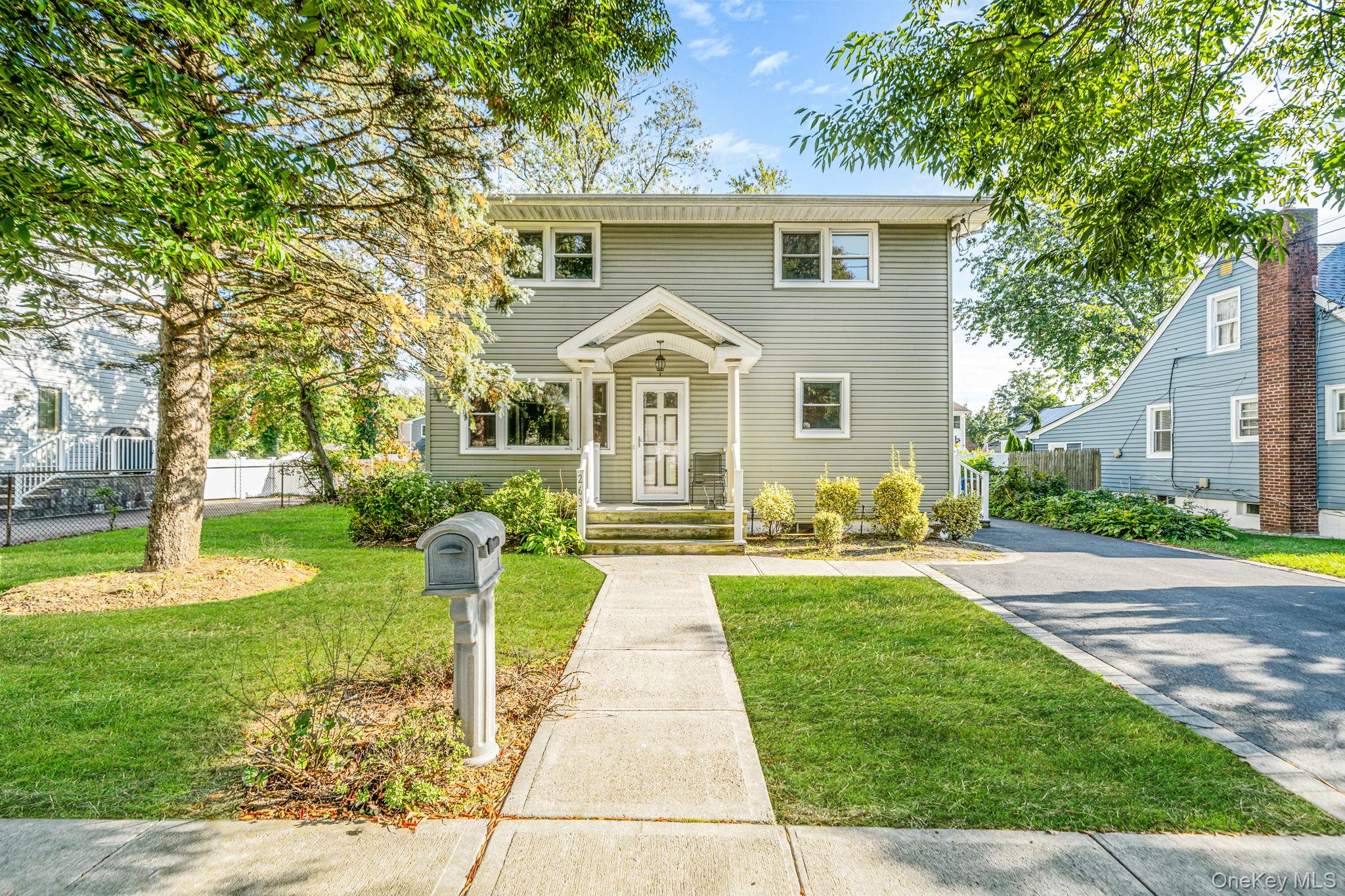 263 Waco Street – For Sale photo 2