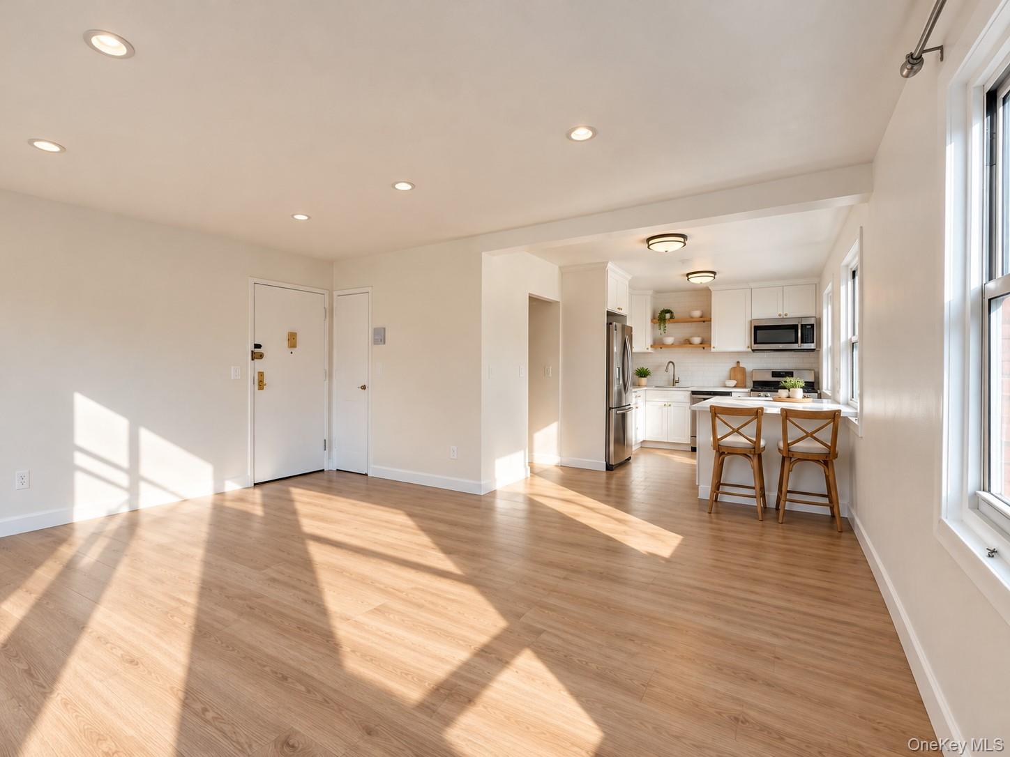 1051 Fenwood Dr, Unit 4 photo 4