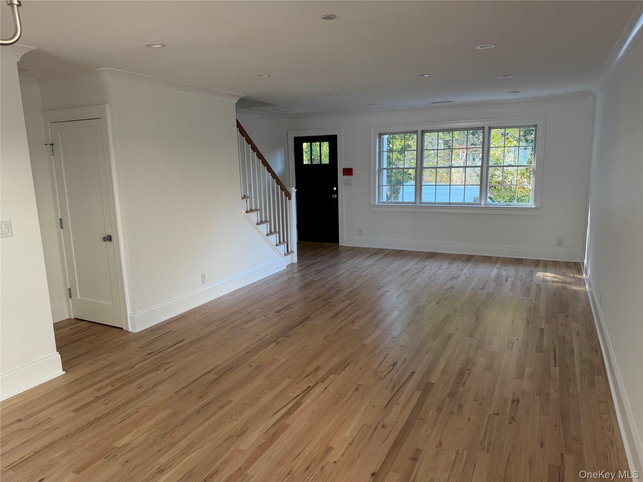 39 Clifford Place, Unit 39 photo 3