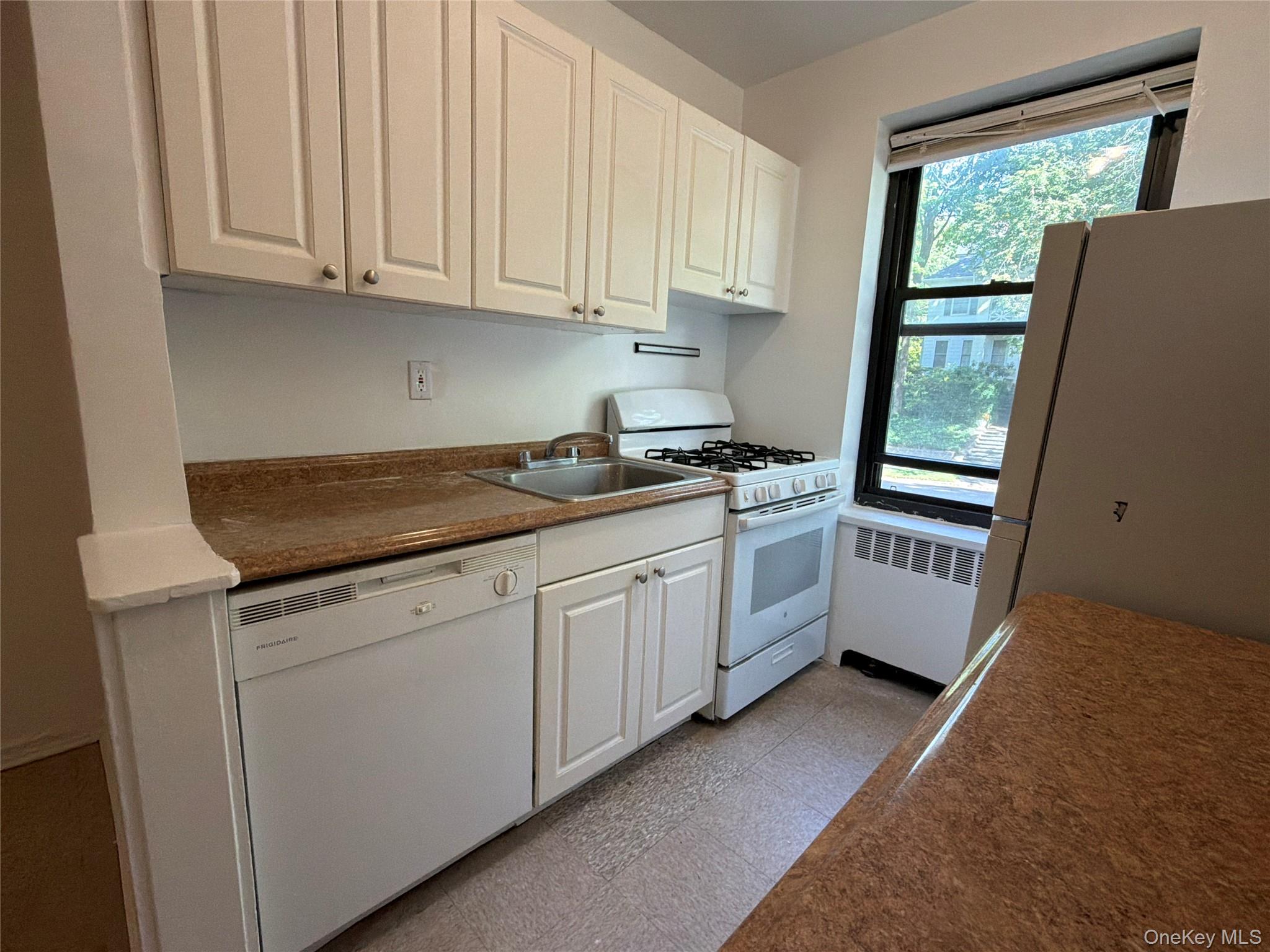 23 Schenck Avenue, Unit 1AC photo 6